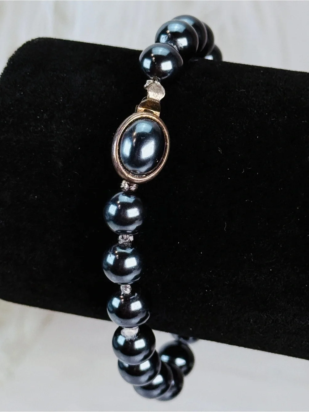 Beautiful vintage aged Silvertone weighted bracelet